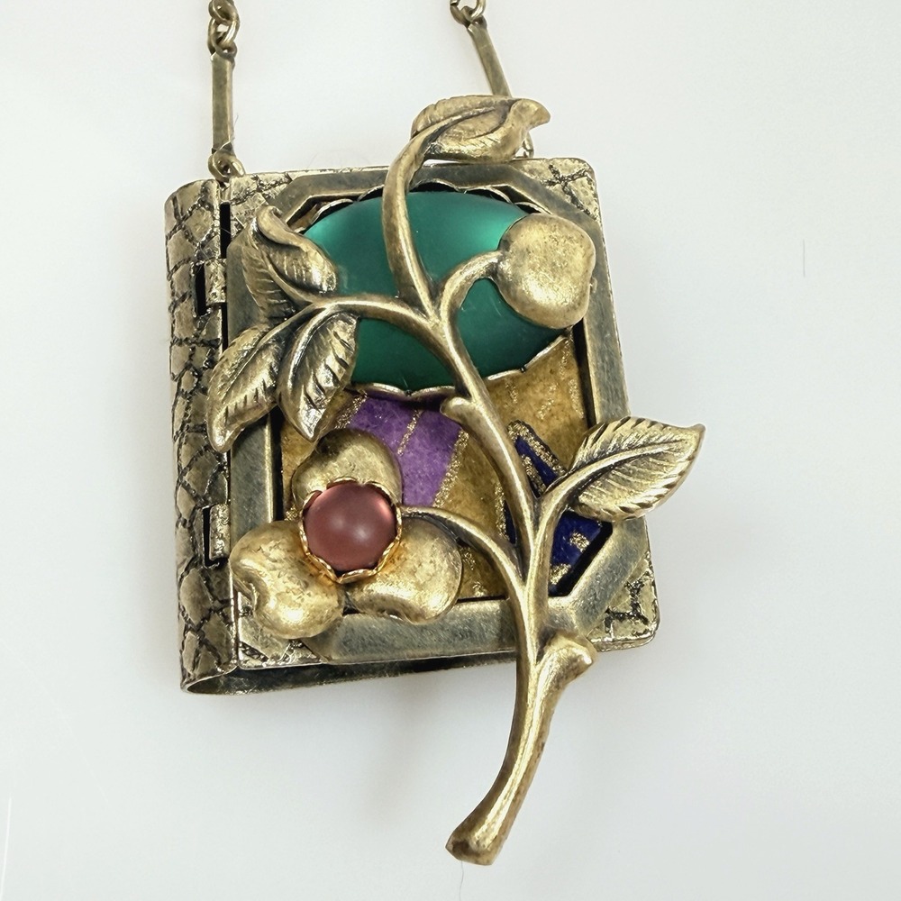 Vintage Book Locket Necklace‎ Raelinda Woad Storyteller Gold Tone 24"